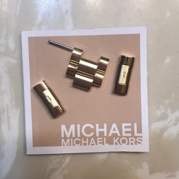 Gold Michael Kors watch main image 2